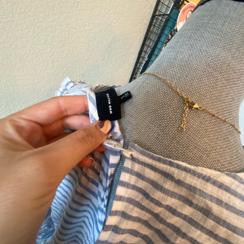 striped flutter sleeve top - Picture 4 of 4